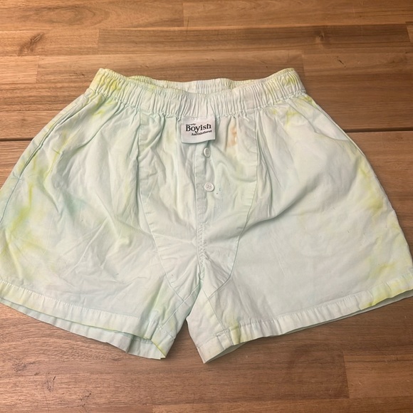 SISTERS & SEEKERS ⭐️tie dye boxer style shorts - Picture 3 of 5